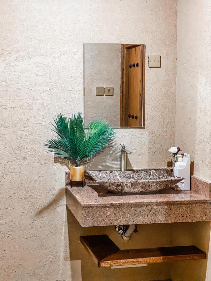 Alaqur View Inn نزل واجهة العقر นิซวา ภายนอก รูปภาพ