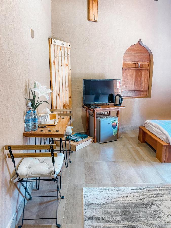 Alaqur View Inn نزل واجهة العقر นิซวา ภายนอก รูปภาพ
