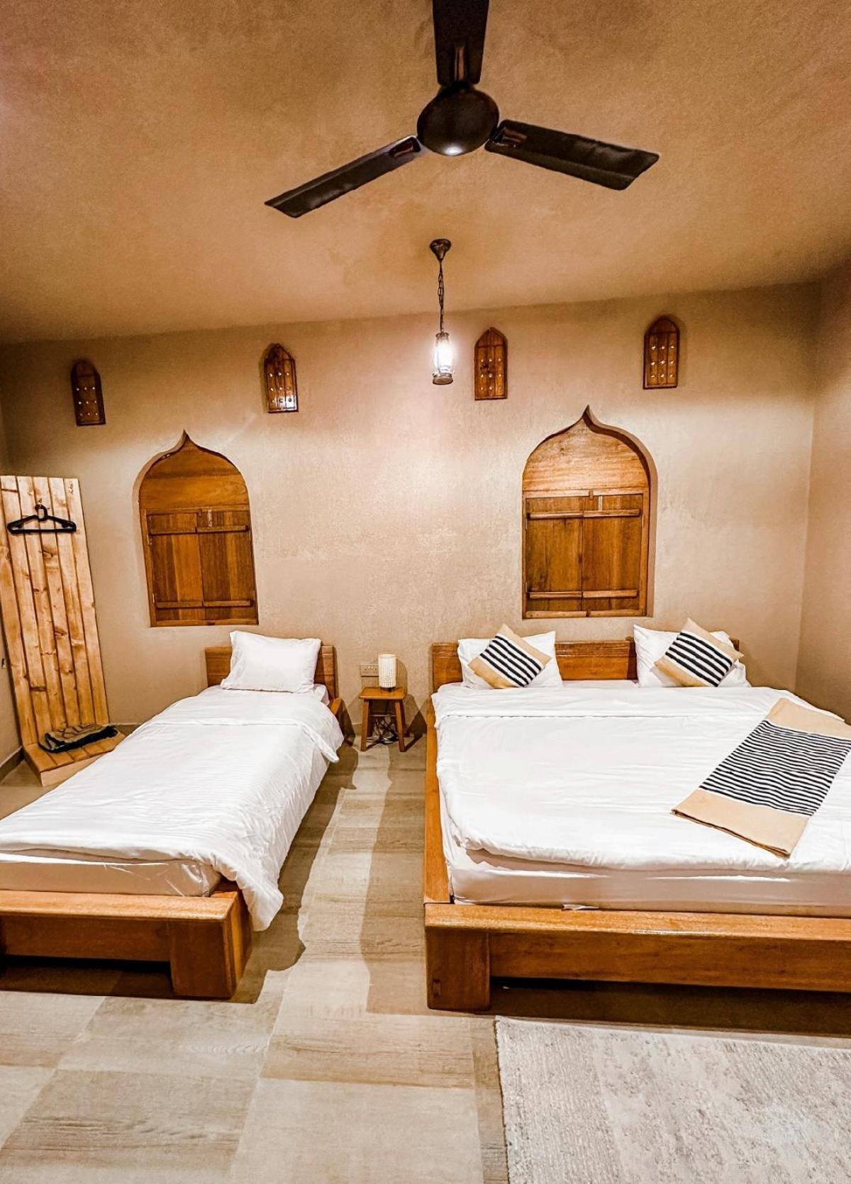 Alaqur View Inn نزل واجهة العقر นิซวา ภายนอก รูปภาพ